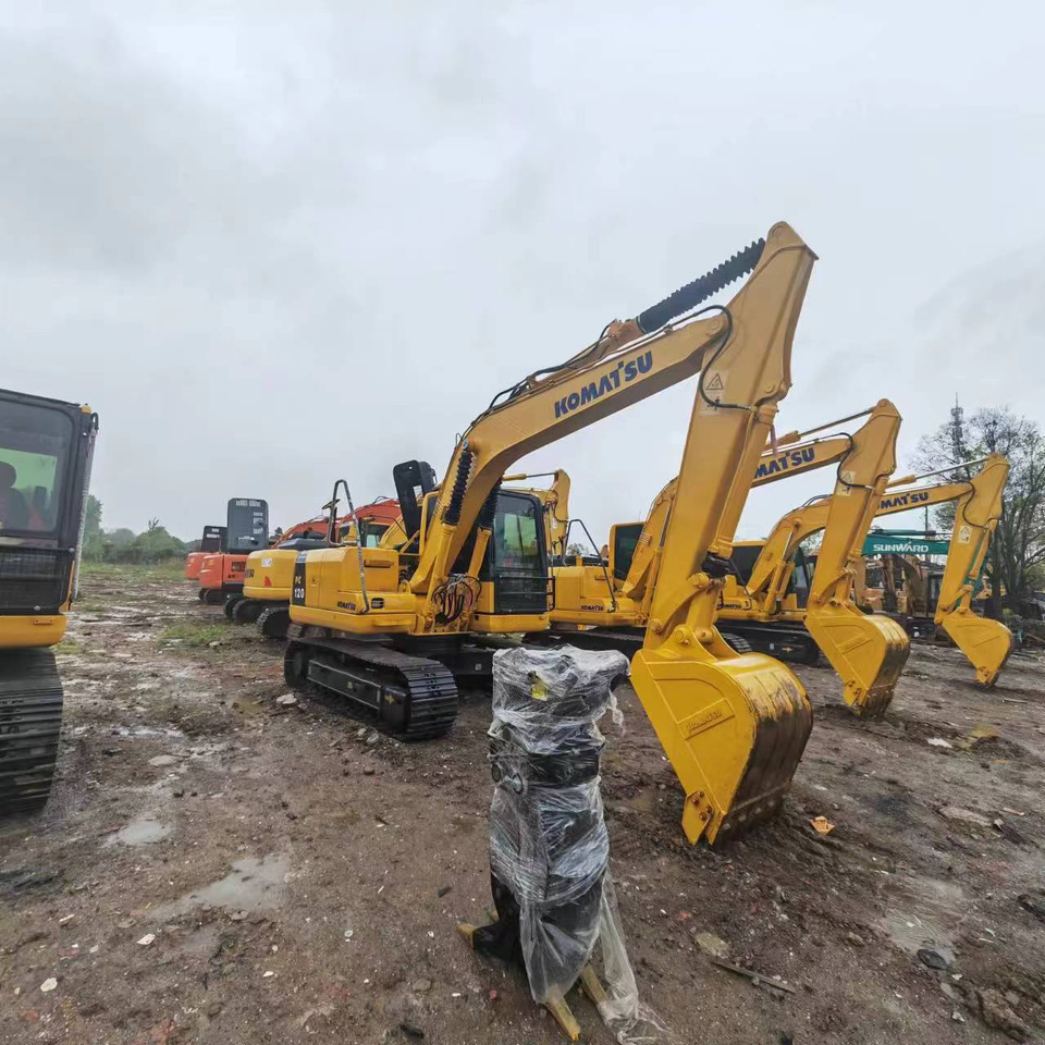 KOMATSU PC120 - حفار زاحف: صورة 2 KOMATSU PC120 - حفار زاحف: صورة 2