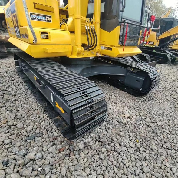 KOMATSU PC130 - حفار زاحف: صورة 5 KOMATSU PC130 - حفار زاحف: صورة 5