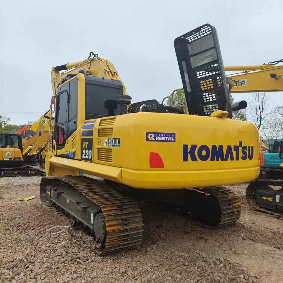 KOMATSU PC220-8 - حفار زاحف: صورة 4 KOMATSU PC220-8 - حفار زاحف: صورة 4
