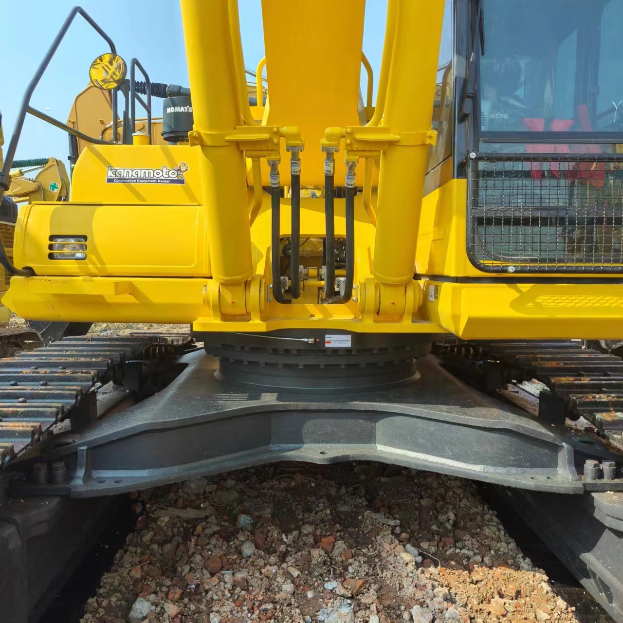 KOMATSU PC450 - حفار زاحف: صورة 4 KOMATSU PC450 - حفار زاحف: صورة 4