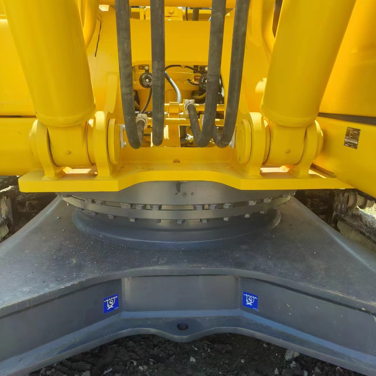 حفار زاحف KOMATSU PC450: صورة 16