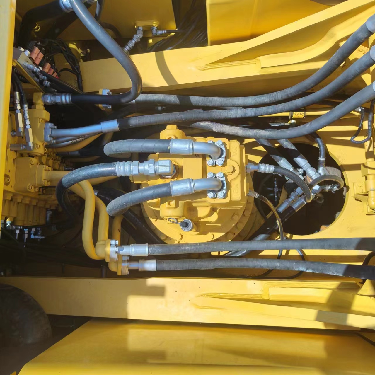 حفار زاحف KOMATSU PC450: صورة 14