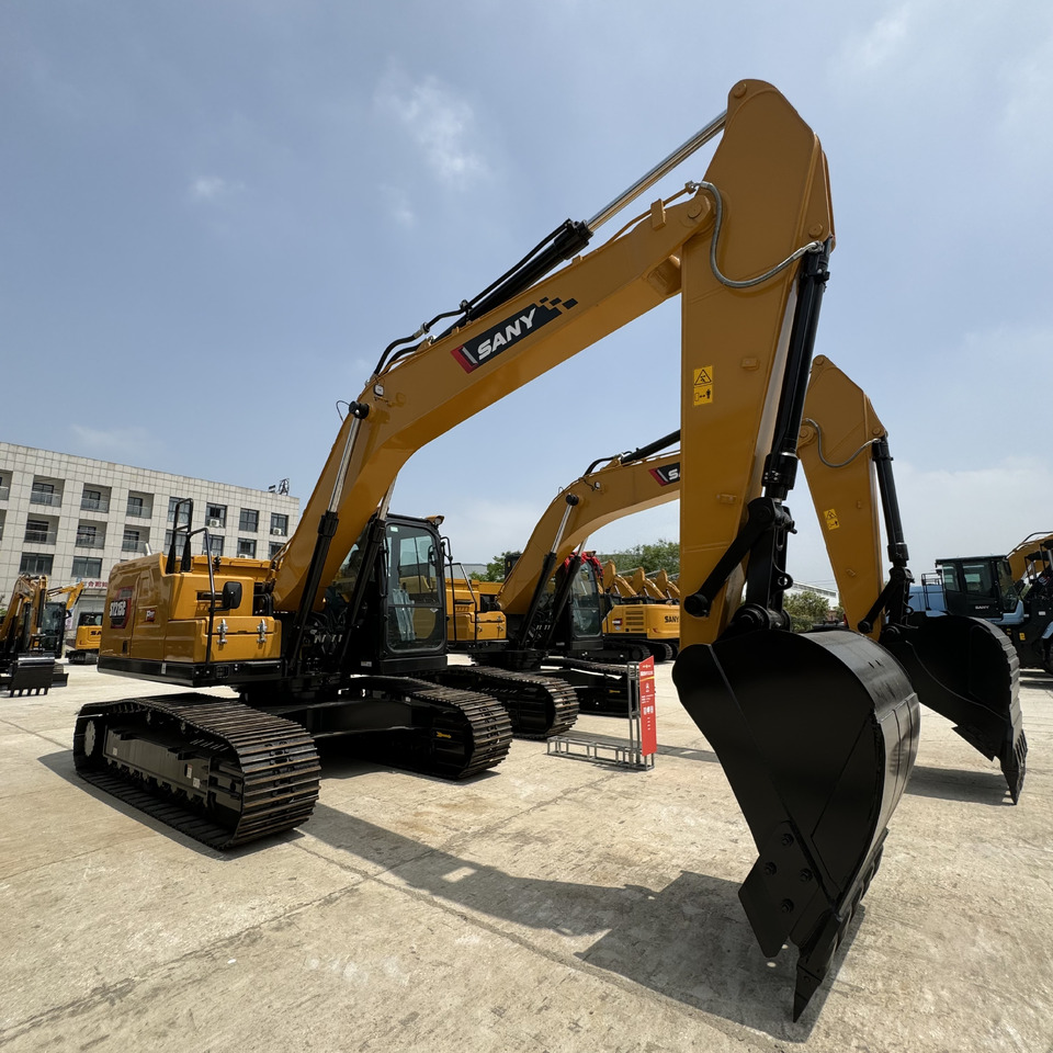 SANY SY215C - حفار زاحف: صورة 1 SANY SY215C - حفار زاحف: صورة 1