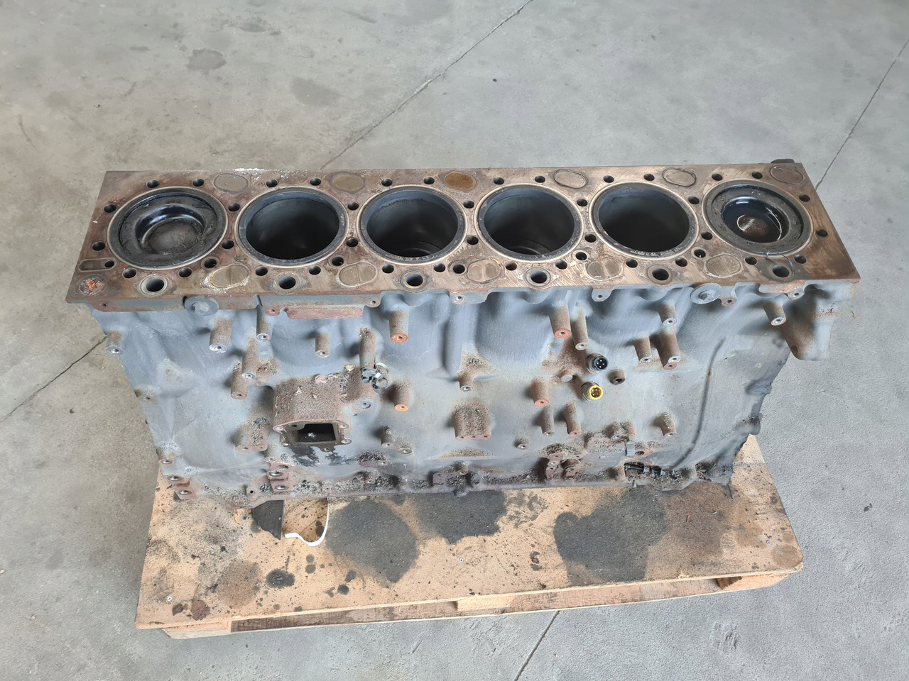 BLOK SILNIKA SŁUPEK TŁOKI WAŁ RENAULT GAMA T DTI 13 K2 - مجموعة الأسطوانة: صورة 5 BLOK SILNIKA SŁUPEK TŁOKI WAŁ RENAULT GAMA T DTI 13 K2 - مجموعة الأسطوانة: صورة 5