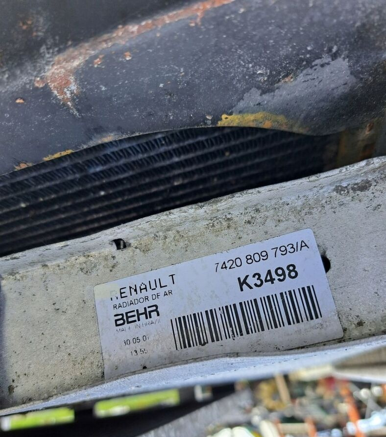 Behr KOMPLET CHŁODNIC RENAULT MIDLUM DXI 5 - مشعاع - شاحنة: صورة 3 Behr KOMPLET CHŁODNIC RENAULT MIDLUM DXI 5 - مشعاع - شاحنة: صورة 3