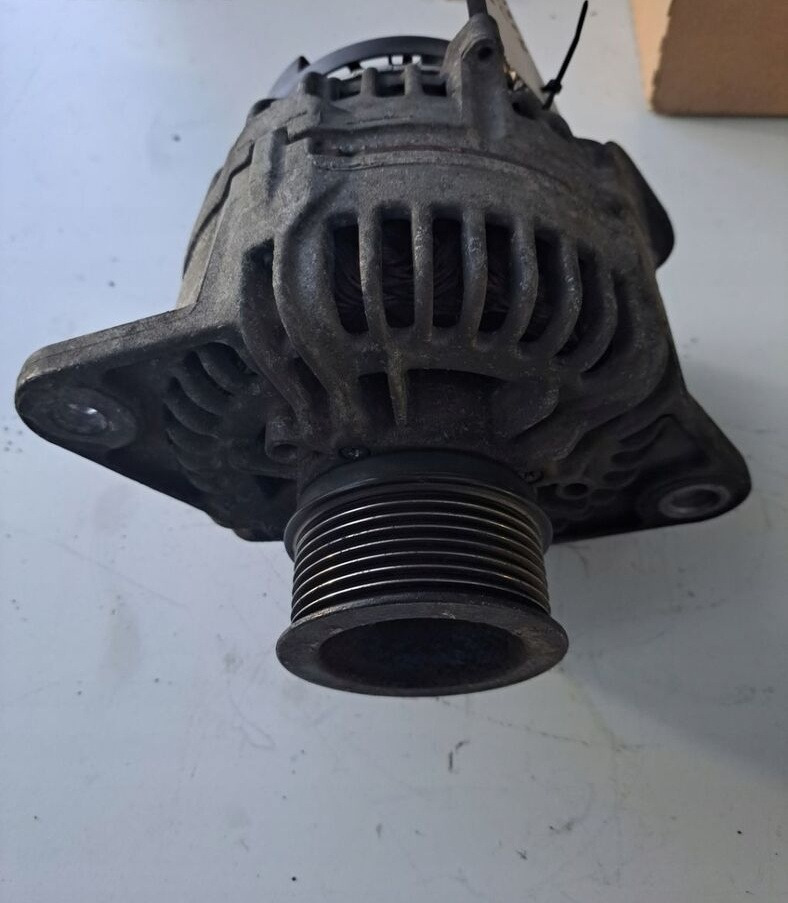 Bosch ALTERNATOR ORYGINAŁ VOLVO FH 4 FM 4 D13K 150A 21257552 - مبادل - شاحنة: صورة 4 Bosch ALTERNATOR ORYGINAŁ VOLVO FH 4 FM 4 D13K 150A 21257552 - مبادل - شاحنة: صورة 4