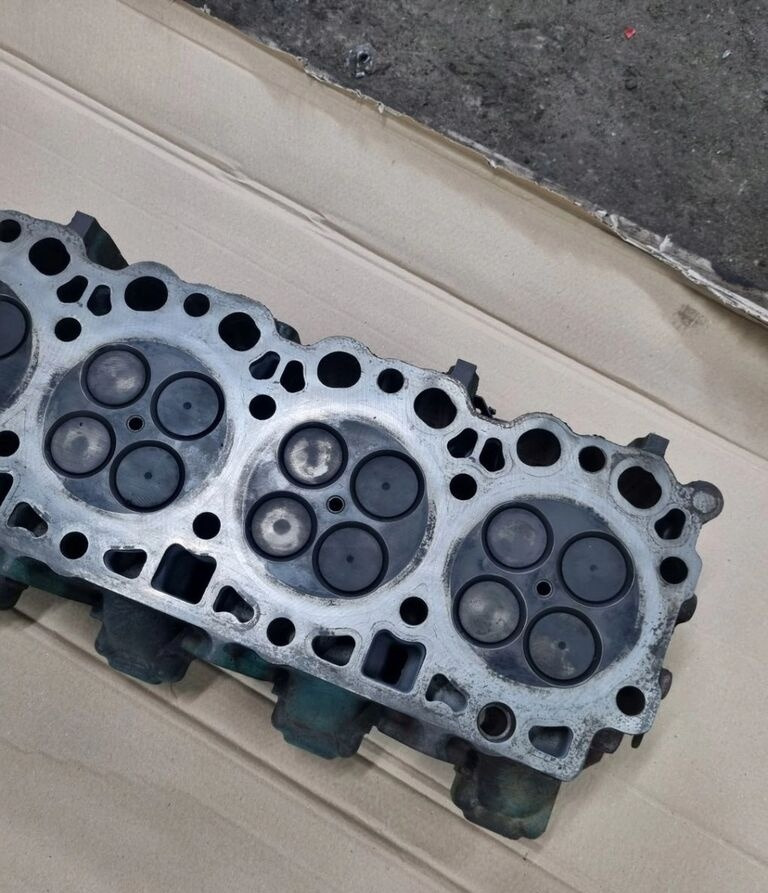 DEUTZ GŁOWICA SILNIKA VOLVO FL FE D7E D7F RENAULT MIDLUM PREMIUM DXI 7 EURO 5 - رأس أسطوانية - شاحنة: صورة 2 DEUTZ GŁOWICA SILNIKA VOLVO FL FE D7E D7F RENAULT MIDLUM PREMIUM DXI 7 EURO 5 - رأس أسطوانية - شاحنة: صورة 2