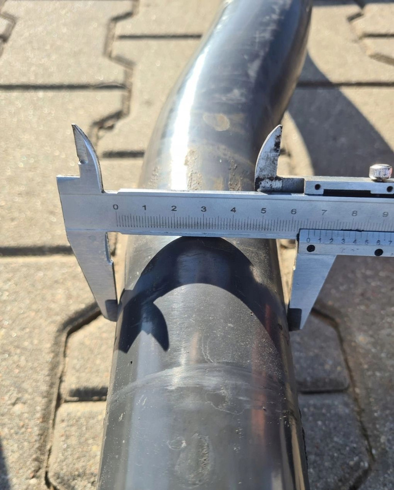 DRĄŻEK STABILIZATOR TYŁ VOLVO FH 4 FM 4 FMX FH 5 FM 5 65 MM 22055746 - عمود التوازن: صورة 4 DRĄŻEK STABILIZATOR TYŁ VOLVO FH 4 FM 4 FMX FH 5 FM 5 65 MM 22055746 - عمود التوازن: صورة 4