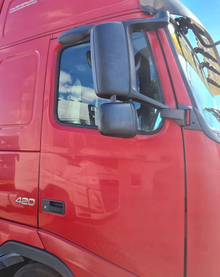 DRZWI KOMPLETNE PRAWE VOLVO FH 13 LIFT EURO 5 - باب و قطع الغيار: صورة 3 DRZWI KOMPLETNE PRAWE VOLVO FH 13 LIFT EURO 5 - باب و قطع الغيار: صورة 3