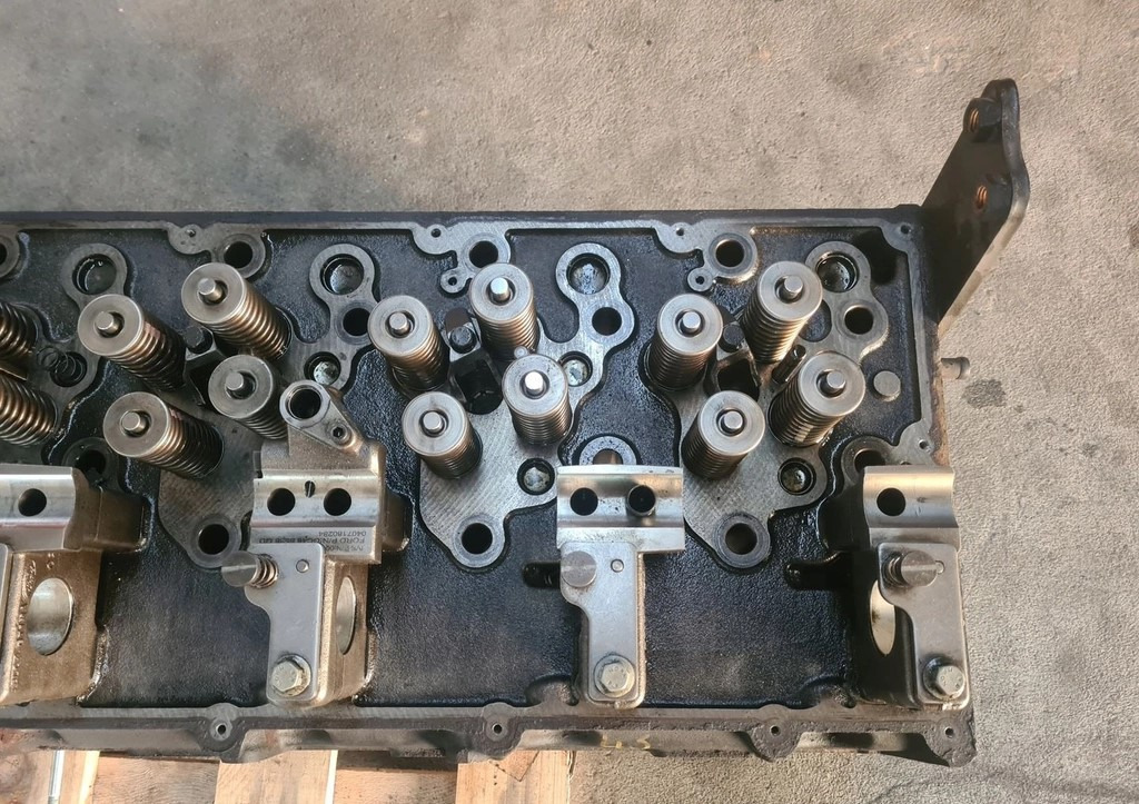 FORD GŁOWICA SILNIKA FORD F-MAX 500 TRUCKS EURO 6 - رأس أسطوانية - شاحنة: صورة 4 FORD GŁOWICA SILNIKA FORD F-MAX 500 TRUCKS EURO 6 - رأس أسطوانية - شاحنة: صورة 4