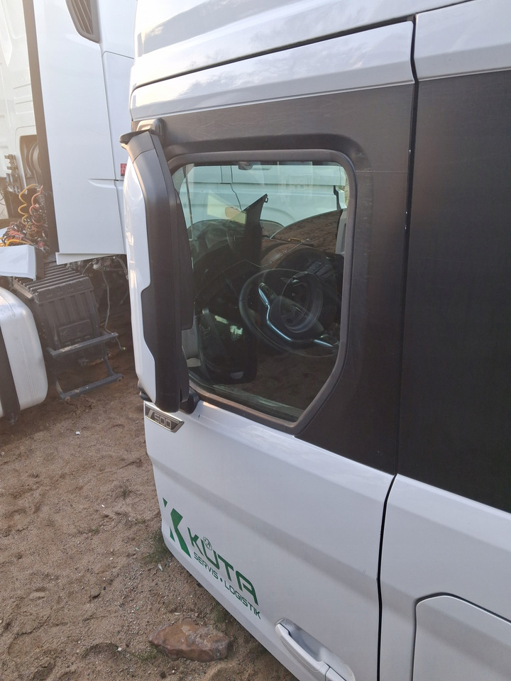 FORD KOMPLETNE LEWE FORD F-MAX 500 TRUCKS EURO 6 - باب و قطع الغيار: صورة 2 FORD KOMPLETNE LEWE FORD F-MAX 500 TRUCKS EURO 6 - باب و قطع الغيار: صورة 2