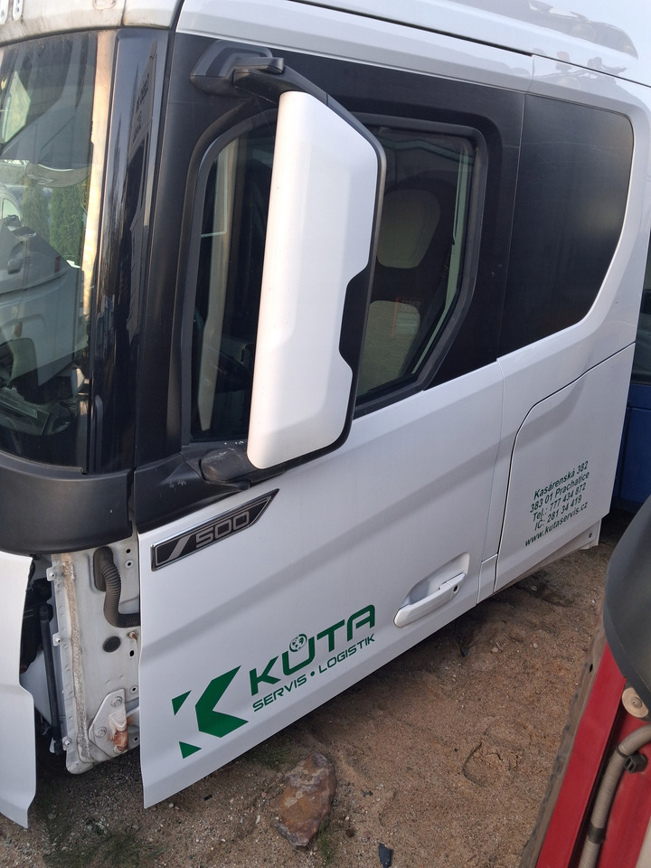 FORD KOMPLETNE LEWE FORD F-MAX 500 TRUCKS EURO 6 - باب و قطع الغيار: صورة 1 FORD KOMPLETNE LEWE FORD F-MAX 500 TRUCKS EURO 6 - باب و قطع الغيار: صورة 1