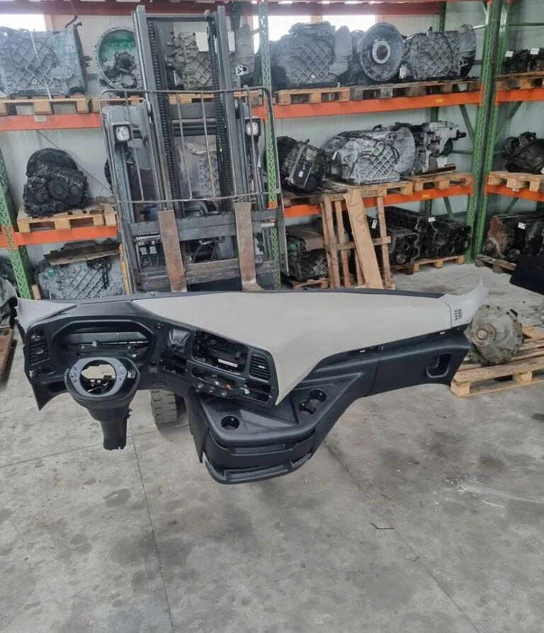 Ford KONSOLA KOMPLETNA KOKPIT DESKA ROZDZIELCZA STELAŻ F-MAX EURO 6 Ford KONSOLA KOMPLETNA KOKPIT DESKA ROZDZIELCZA STELAŻ FORD F-MAX EURO 6 - لوحة العدادات - شاحنة: صورة 1 Ford KONSOLA KOMPLETNA KOKPIT DESKA ROZDZIELCZA STELAŻ F-MAX EURO 6 Ford KONSOLA KOMPLETNA KOKPIT DESKA ROZDZIELCZA STELAŻ FORD F-MAX EURO 6 - لوحة العدادات - شاحنة: صورة 1