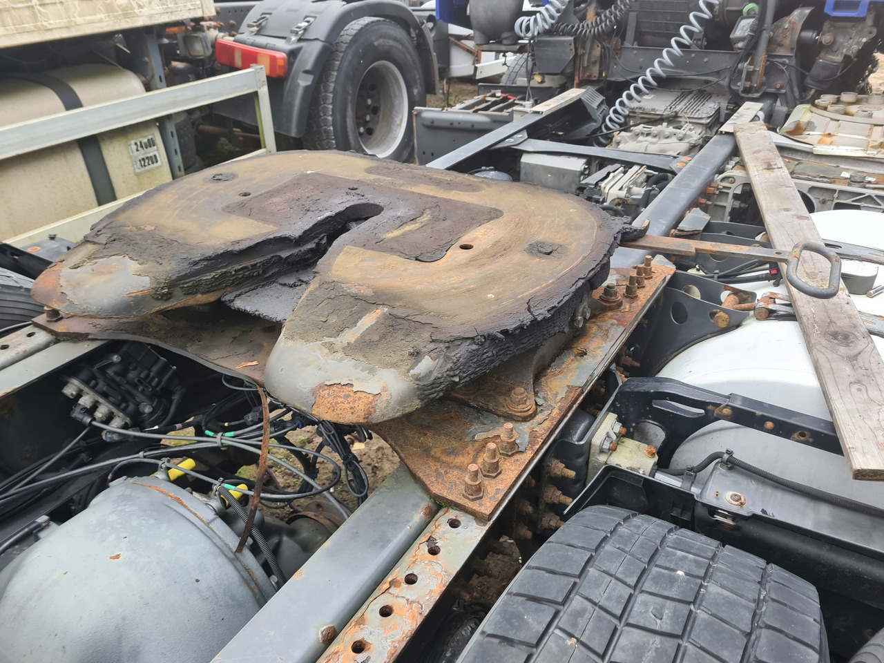 JOST SIODŁO JOST 185 MM RENAULT GAMA T C K VOLVO FH 4 FM 4 FH 5 FM 5 - قارنة سرجية - شاحنة: صورة 3 JOST SIODŁO JOST 185 MM RENAULT GAMA T C K VOLVO FH 4 FM 4 FH 5 FM 5 - قارنة سرجية - شاحنة: صورة 3