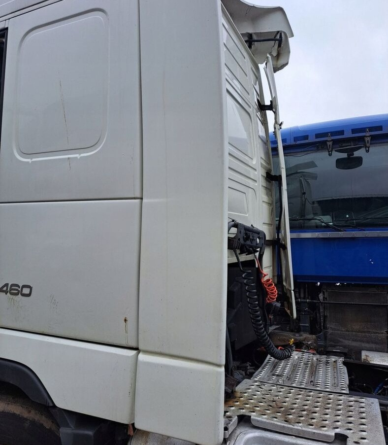 OWIEWKA LEWA SPOILER ZAKABINOWY VOLVO FH 12 13 - الإيروديناميكية/ الجناح الخلفي - شاحنة: صورة 3 OWIEWKA LEWA SPOILER ZAKABINOWY VOLVO FH 12 13 - الإيروديناميكية/ الجناح الخلفي - شاحنة: صورة 3