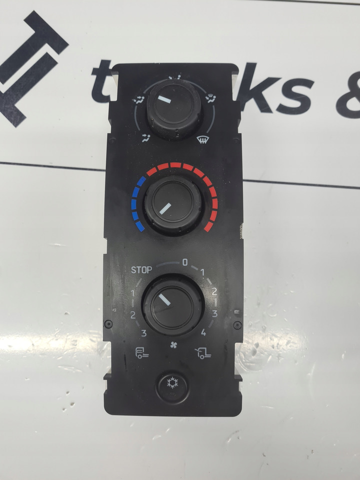 PANEL KLIMATYZACJI NAWIEWU RENAULT DXI LIFT GAMA D WIDE VOLVO FL FE LIFT - الحرارة/ التهوية: صورة 1 PANEL KLIMATYZACJI NAWIEWU RENAULT DXI LIFT GAMA D WIDE VOLVO FL FE LIFT - الحرارة/ التهوية: صورة 1