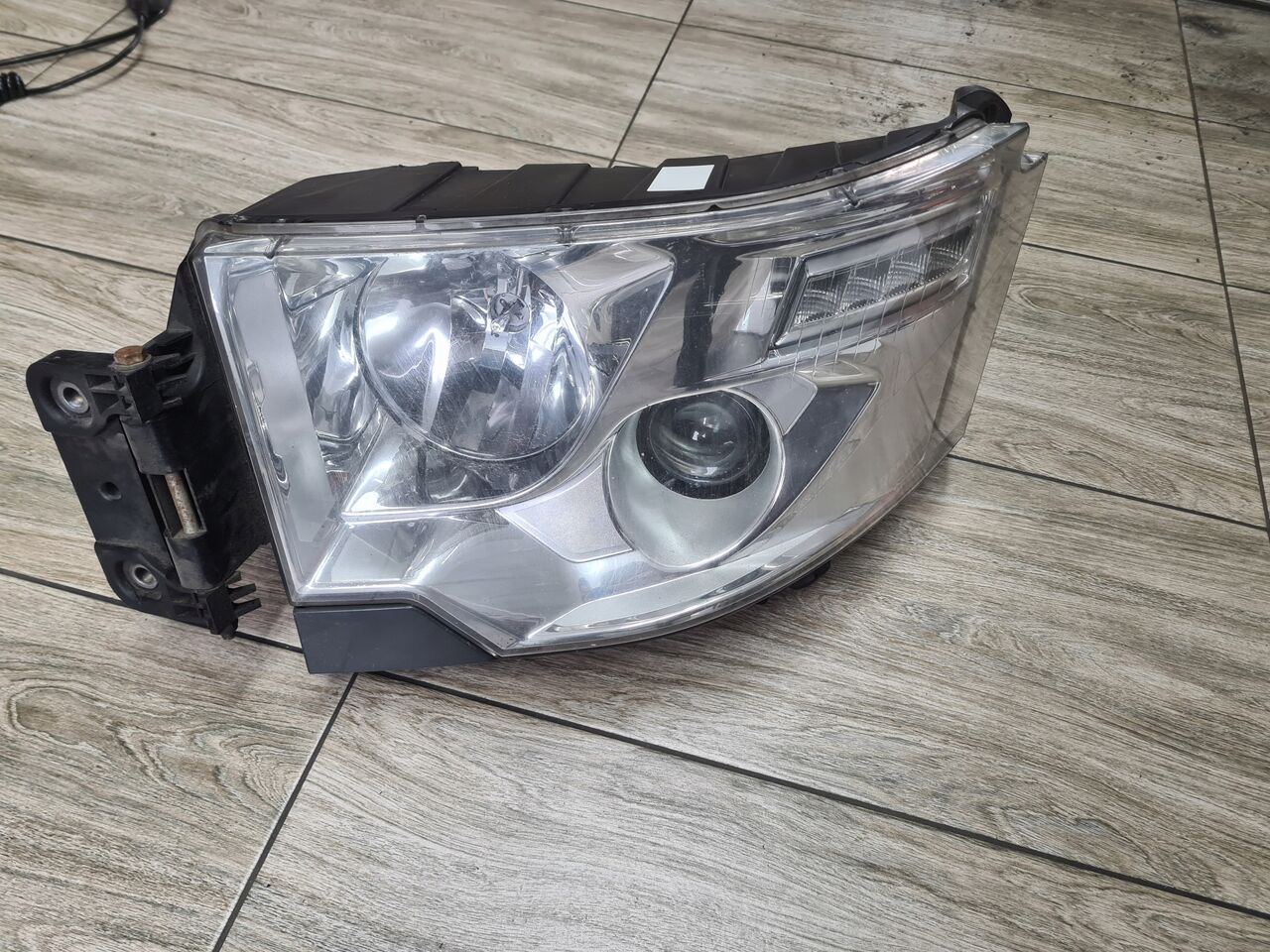 RENAULT LAMPA LEWA REFLEKTOR H7 RENAULT GAMA T RANGE ORYGINAŁ - المصابيح الأمامية - شاحنة: صورة 1 RENAULT LAMPA LEWA REFLEKTOR H7 RENAULT GAMA T RANGE ORYGINAŁ - المصابيح الأمامية - شاحنة: صورة 1