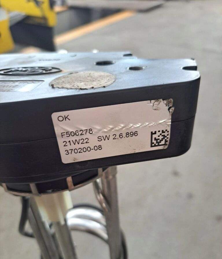 SMOK ADBLUE AD BLUE FORD F-MAX CARGO GC465j241BA 370200 21W23 Ford F-MAX CARGO - علبة العادم/ نظام العادم - شاحنة: صورة 4 SMOK ADBLUE AD BLUE FORD F-MAX CARGO GC465j241BA 370200 21W23 Ford F-MAX CARGO - علبة العادم/ نظام العادم - شاحنة: صورة 4