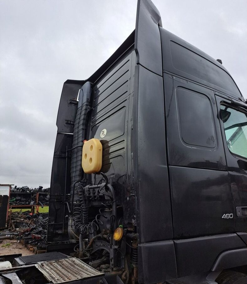 SPOILERY OWIEWKI KABINY KOMPLET VOLVO FH 12 13 XL - الإيروديناميكية/ الجناح الخلفي - شاحنة: صورة 1 SPOILERY OWIEWKI KABINY KOMPLET VOLVO FH 12 13 XL - الإيروديناميكية/ الجناح الخلفي - شاحنة: صورة 1