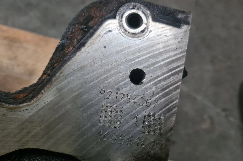 VOLVO GŁOWICA SILNIKA VOLVO FH 4 FM 4 D13K EURO 6 RENAULT GAMA T DTI 13 - رأس أسطوانية - شاحنة: صورة 2 VOLVO GŁOWICA SILNIKA VOLVO FH 4 FM 4 D13K EURO 6 RENAULT GAMA T DTI 13 - رأس أسطوانية - شاحنة: صورة 2