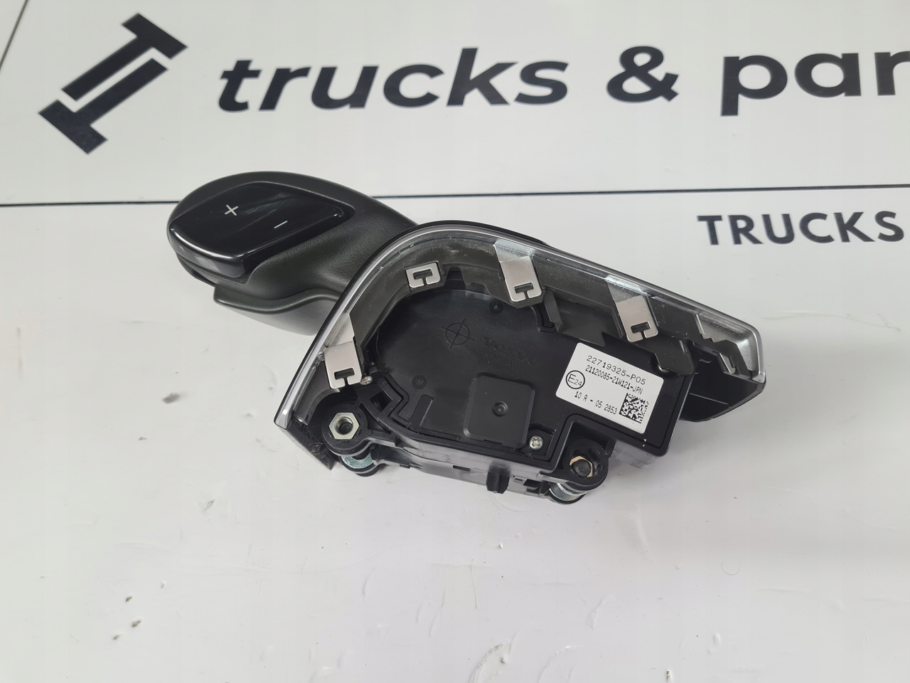 VOLVO JOYSTICK ZMIANY BIEGÓW LEWAREK VOLVO FH 5 FM 5 EURO 6 ORYGINAŁ 22719325 - عتلة تبديل السرعة - شاحنة: صورة 3 VOLVO JOYSTICK ZMIANY BIEGÓW LEWAREK VOLVO FH 5 FM 5 EURO 6 ORYGINAŁ 22719325 - عتلة تبديل السرعة - شاحنة: صورة 3