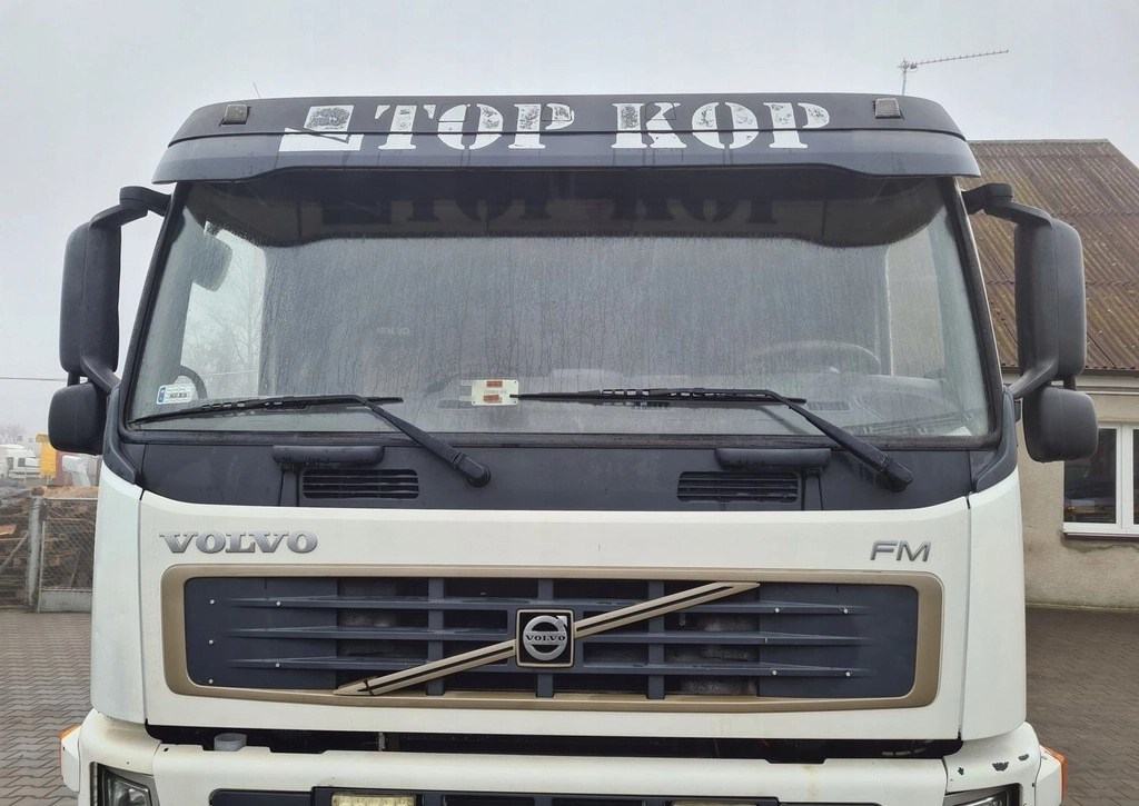 VOLVO KABINA KOMPLETNA NISKA KRÓTKA DZIENNA VOLVO FM 13 - كابينة - شاحنة: صورة 2 VOLVO KABINA KOMPLETNA NISKA KRÓTKA DZIENNA VOLVO FM 13 - كابينة - شاحنة: صورة 2