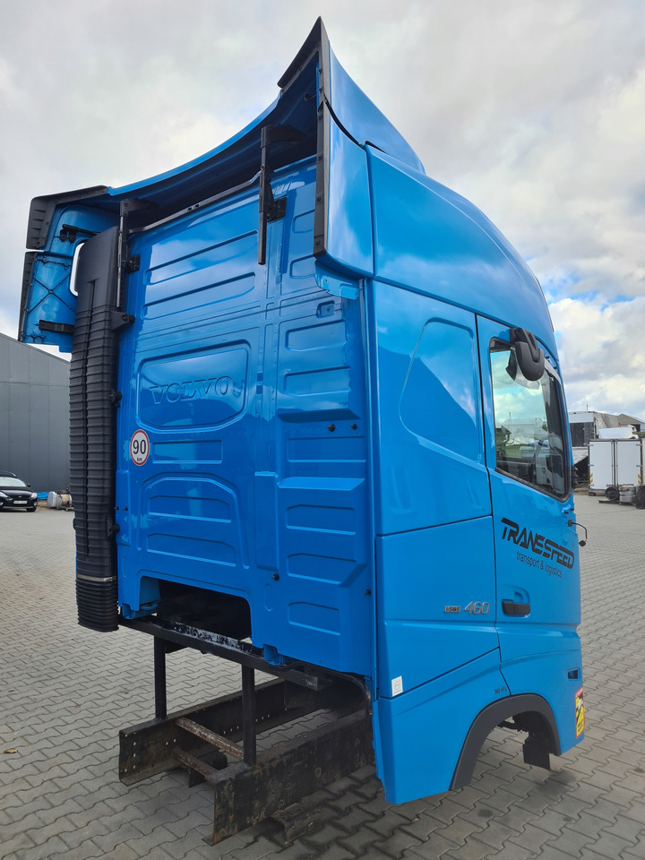 VOLVO KABINA KOMPLETNA VOLVO FH 5 EURO 6 I-SAVE GLOBETROTTER - كابينة - شاحنة ذات ستائر جانبية: صورة 3 VOLVO KABINA KOMPLETNA VOLVO FH 5 EURO 6 I-SAVE GLOBETROTTER - كابينة - شاحنة ذات ستائر جانبية: صورة 3