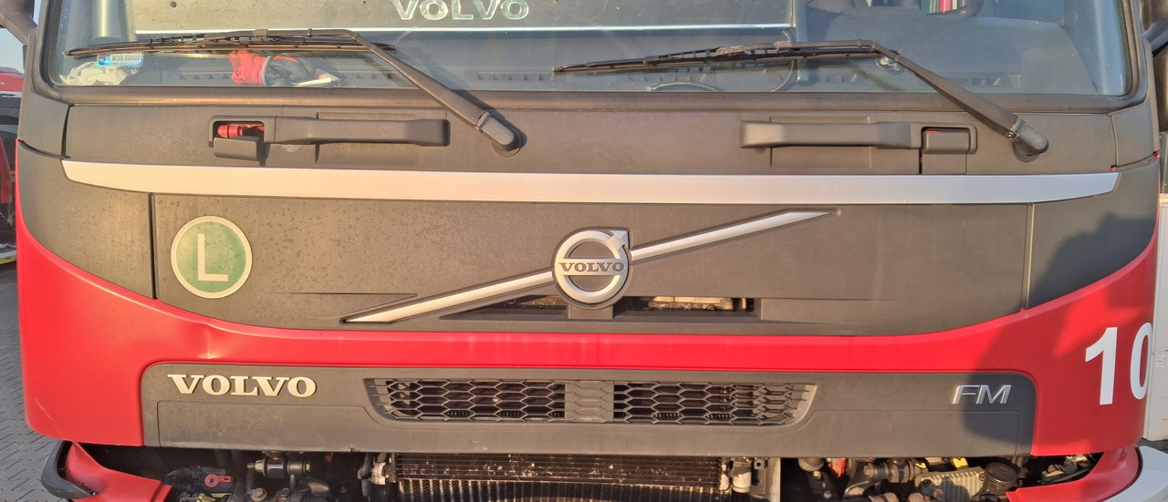 VOLVO MASKA KOMPLETNA GÓRNA ATRAPA KABINY VOLVO FM 4 FMX EURO 6 - غطاء السيارة - شاحنة: صورة 1 VOLVO MASKA KOMPLETNA GÓRNA ATRAPA KABINY VOLVO FM 4 FMX EURO 6 - غطاء السيارة - شاحنة: صورة 1