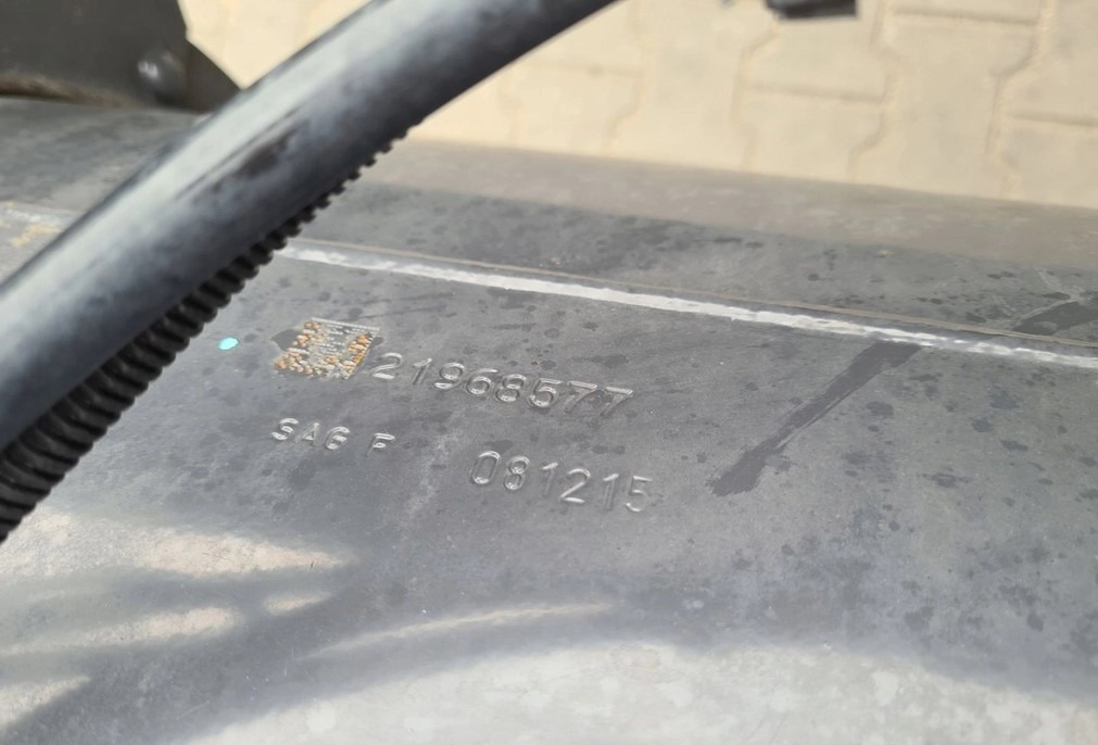 VOLVO ZBIORNIK PALIWA RENAULT DXI GAMA T D C VOLVO FH FM FL FE LOW DECK 83x69x56 - خزان الوقود - شاحنة: صورة 5 VOLVO ZBIORNIK PALIWA RENAULT DXI GAMA T D C VOLVO FH FM FL FE LOW DECK 83x69x56 - خزان الوقود - شاحنة: صورة 5