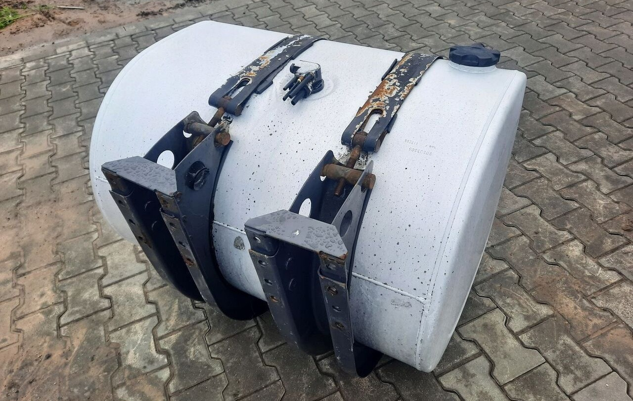 VOLVO ZBIORNIK PALIWA VOLVO FH FM 4 RENAULT GAMA RANGE T 100/70/70 20503505 - خزان الوقود - شاحنة: صورة 4 VOLVO ZBIORNIK PALIWA VOLVO FH FM 4 RENAULT GAMA RANGE T 100/70/70 20503505 - خزان الوقود - شاحنة: صورة 4