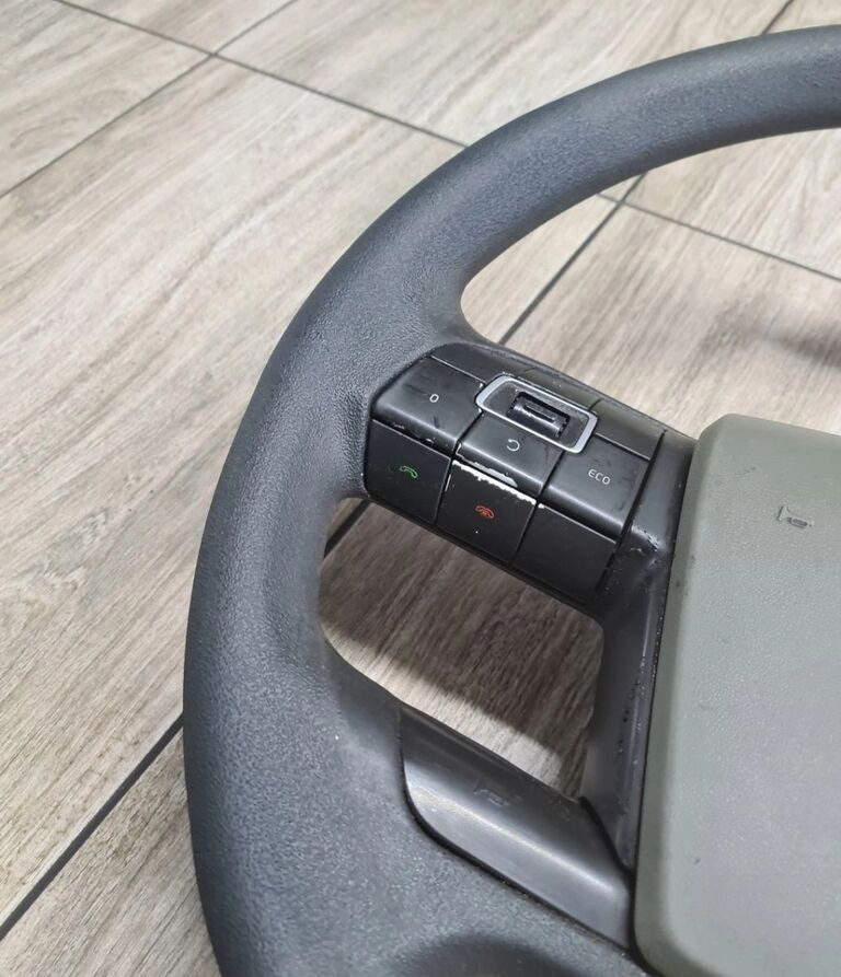 Volvo FH4 FM4 FMX - عجلة القيادة - شاحنة: صورة 2 Volvo FH4 FM4 FMX - عجلة القيادة - شاحنة: صورة 2