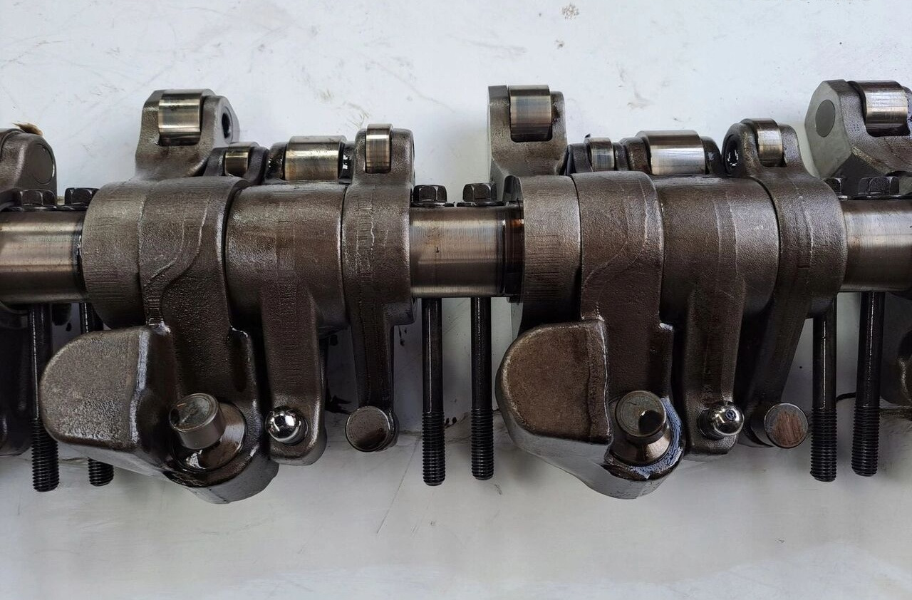 Volvo KLAWIATURA DŹWIGIENKI VEB+ FH FM 13 RENAULT MAGNUM DXI 13. 20510623 Volvo - المحرك و قطع الغيار - شاحنة: صورة 3 Volvo KLAWIATURA DŹWIGIENKI VEB+ FH FM 13 RENAULT MAGNUM DXI 13. 20510623 Volvo - المحرك و قطع الغيار - شاحنة: صورة 3