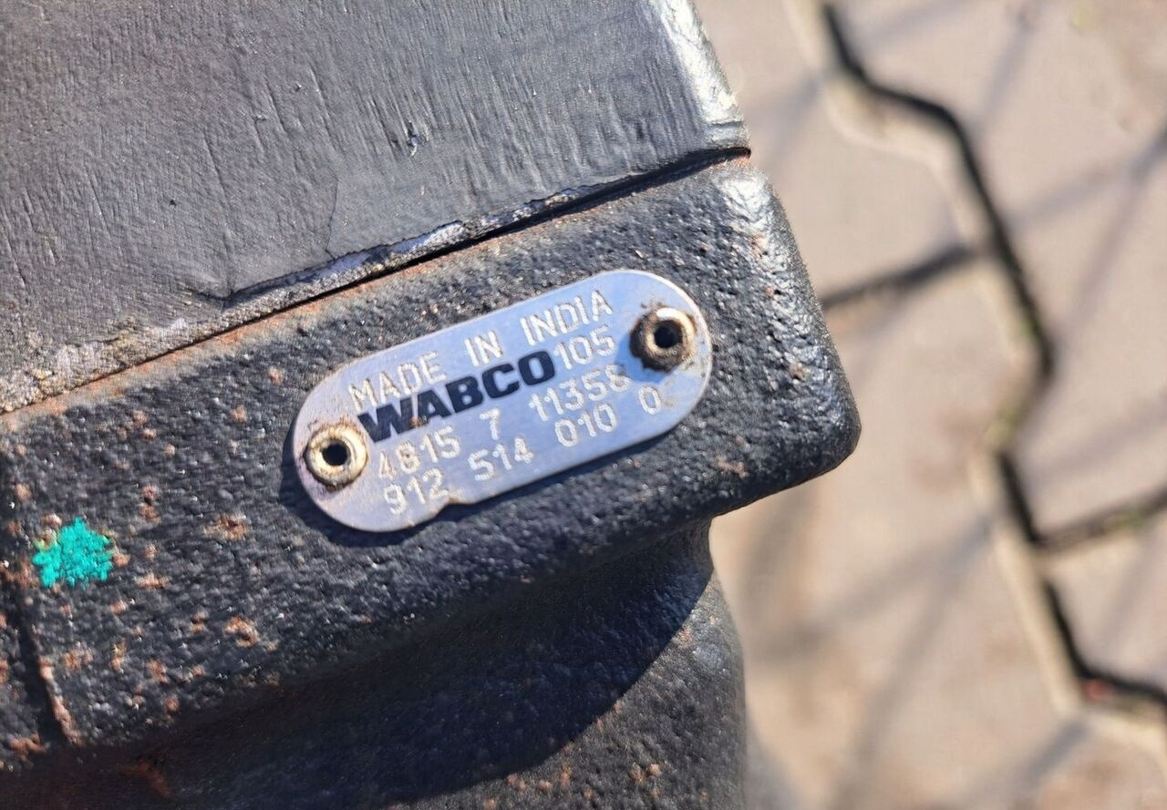 WABCO   Renault GAMA T - ضاغط مكابح الهواء - شاحنة: صورة 1 WABCO   Renault GAMA T - ضاغط مكابح الهواء - شاحنة: صورة 1