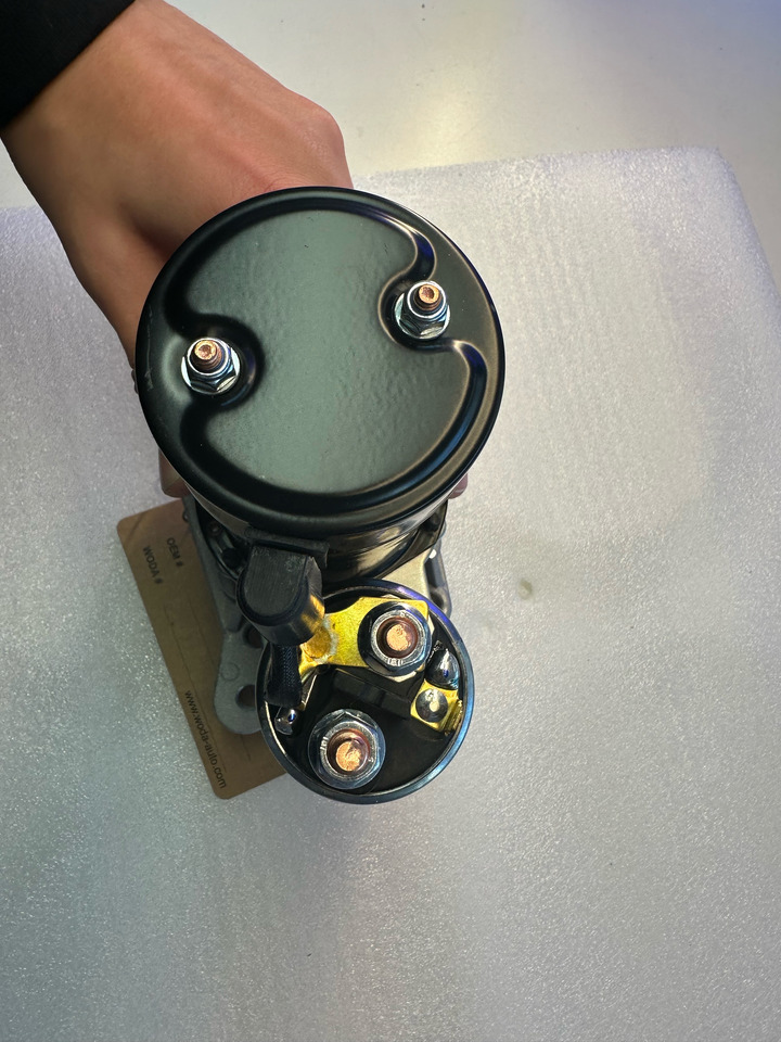 Woda Renault Magane | Kangoo Rapid - بادئ التشغيل - شاحنة توصيل مغلقة: صورة 3 Woda Renault Magane | Kangoo Rapid - بادئ التشغيل - شاحنة توصيل مغلقة: صورة 3