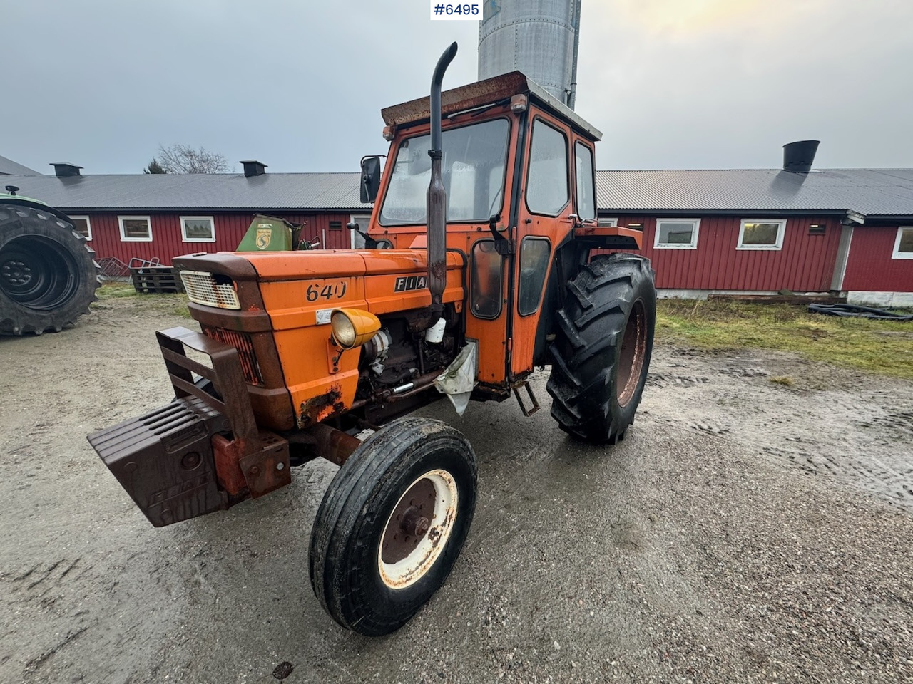 1975 Fiat 640 tractor with/twin wheels and triangle. WATCH THE VIDEO! - جرار: صورة 1 1975 Fiat 640 tractor with/twin wheels and triangle. WATCH THE VIDEO! - جرار: صورة 1