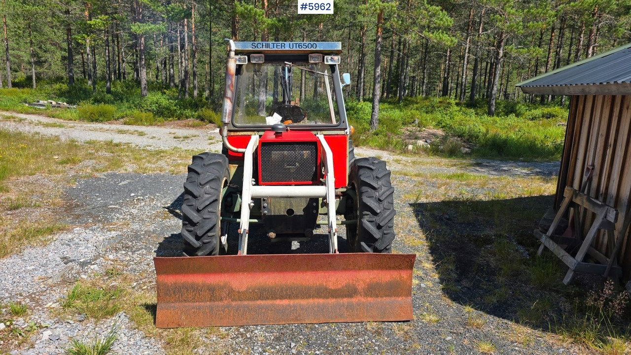 1975 Schilter UT6500 w/ Front loader, - جرار: صورة 3 1975 Schilter UT6500 w/ Front loader, - جرار: صورة 3