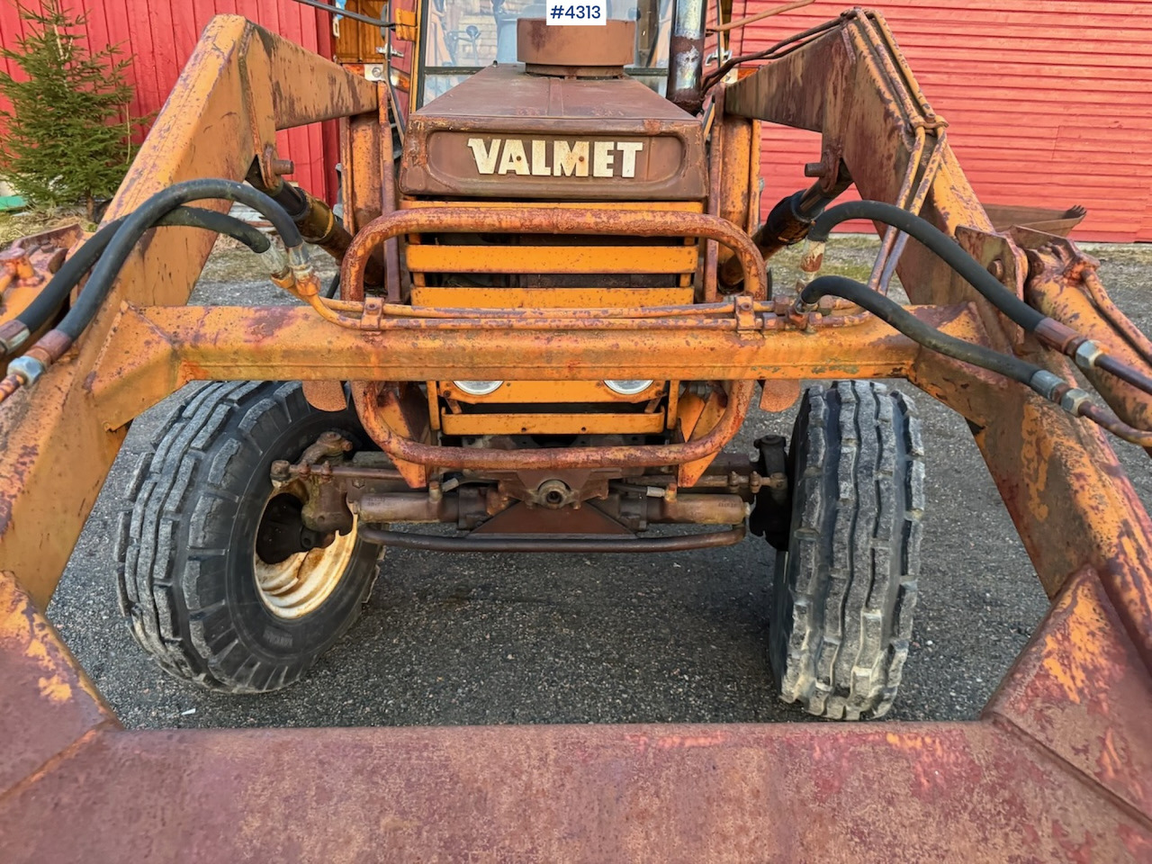 1980 Valmet 602 m/ frontlaster - جرار: صورة 5 1980 Valmet 602 m/ frontlaster - جرار: صورة 5