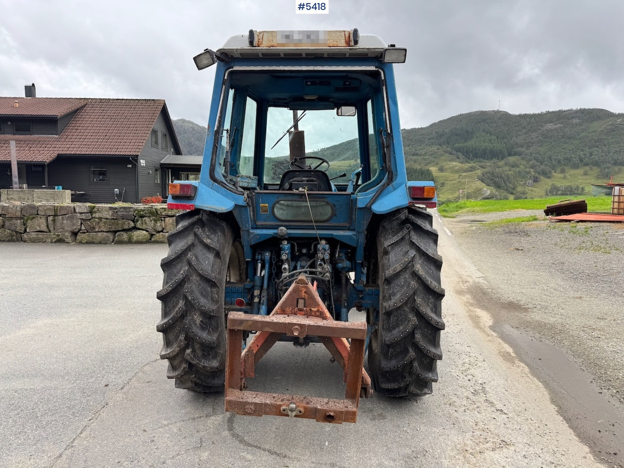1982 Ford 7610 w/ front loader. - جرار: صورة 5 1982 Ford 7610 w/ front loader. - جرار: صورة 5