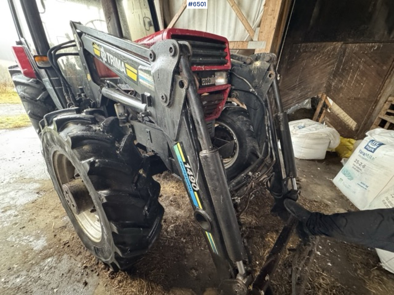 تأجير  1987 Case IH 885XL tractor with Trima front loader 1987 Case IH 885XL tractor with Trima front loader: صورة 11
