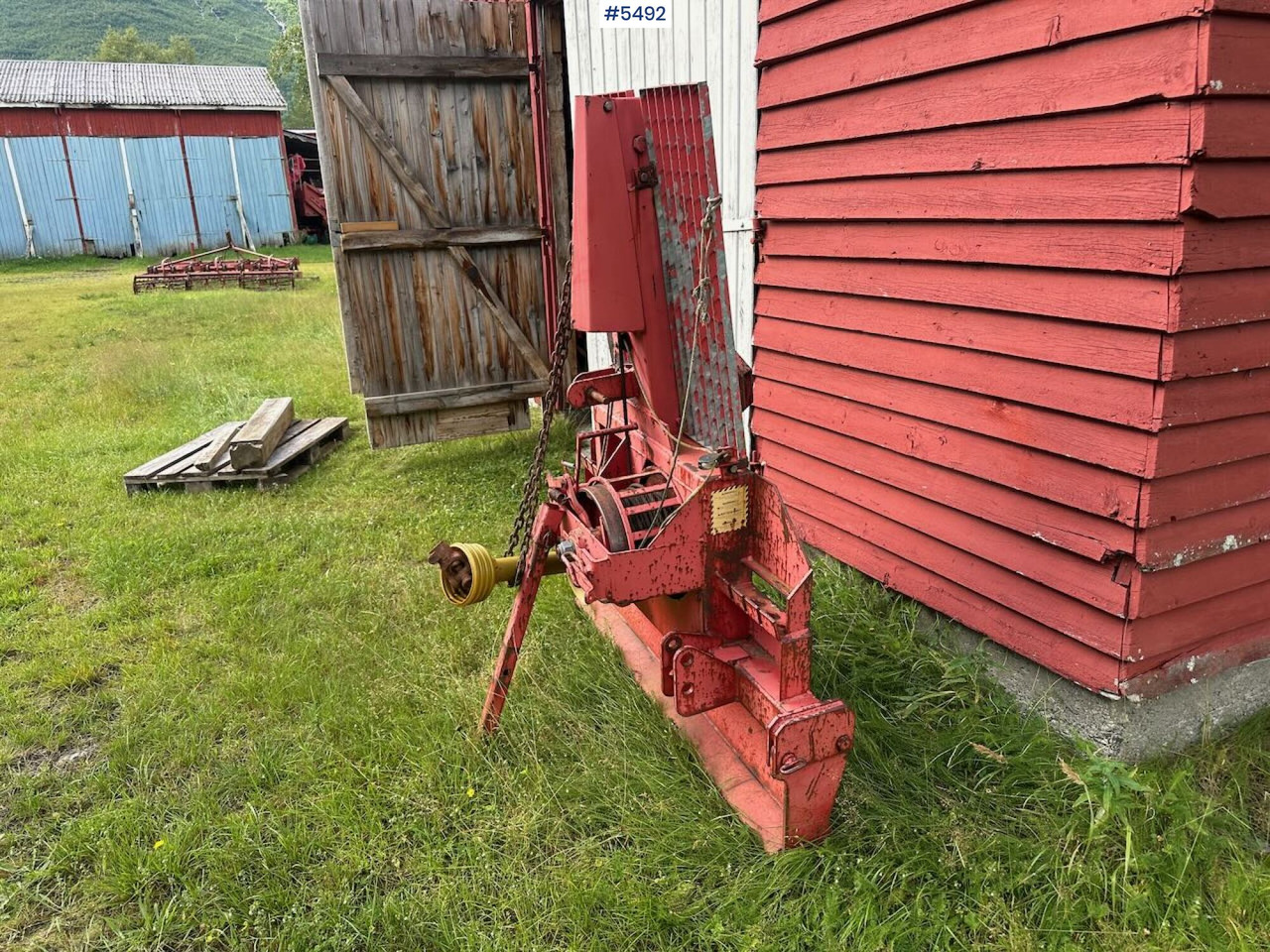 1987 Elkem/formek 3500 forestry winch - معدات الغابات: صورة 2 1987 Elkem/formek 3500 forestry winch - معدات الغابات: صورة 2
