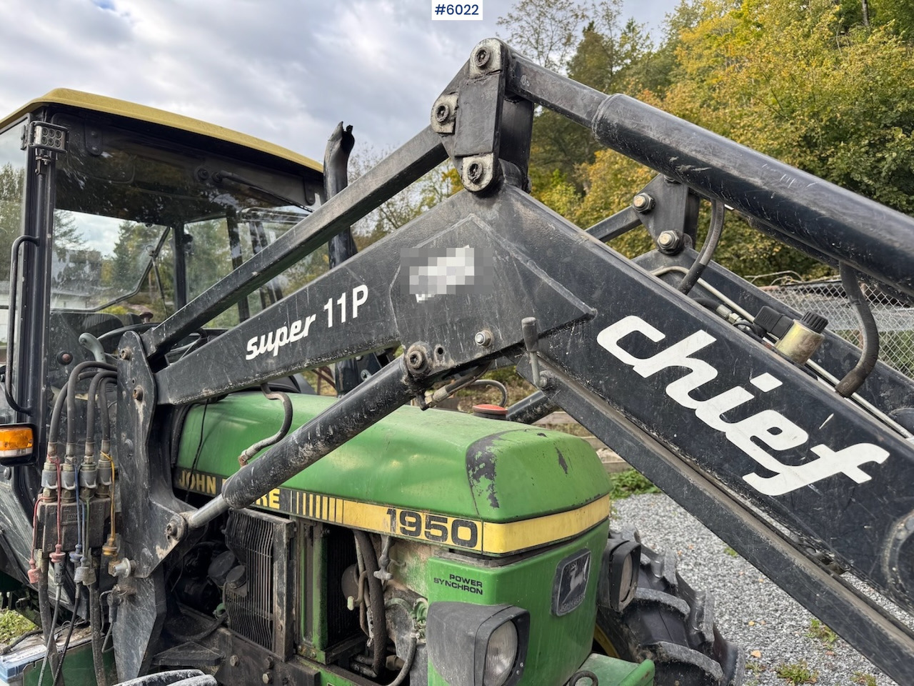 1990 John Deere 1950 Power Synchron w/ front loader. - جرار: صورة 5 1990 John Deere 1950 Power Synchron w/ front loader. - جرار: صورة 5