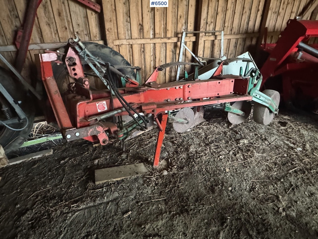 1990 Kverneland 3 furrow plough - معدات حرث التربة: صورة 4 1990 Kverneland 3 furrow plough - معدات حرث التربة: صورة 4