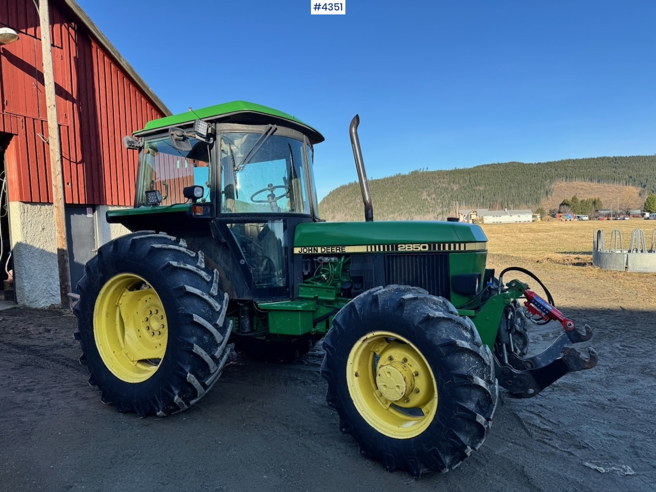 1991 John Deere 2850 4x4 Synchron w/ front hydraulics. - جرار: صورة 4 1991 John Deere 2850 4x4 Synchron w/ front hydraulics. - جرار: صورة 4