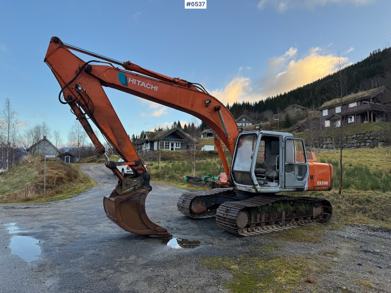 1992 Hitachi EX 200-2. Few hours. - حفّار: صورة 1 1992 Hitachi EX 200-2. Few hours. - حفّار: صورة 1