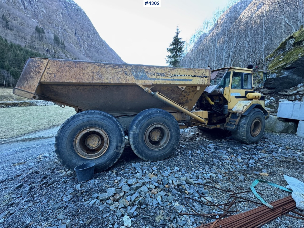 1996 Volvo A25C 6x6 - شاحنة مفصلية: صورة 2 1996 Volvo A25C 6x6 - شاحنة مفصلية: صورة 2