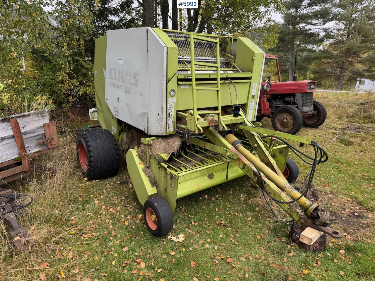 ماكينات نشر التبن 1999 Claas Rollant 46 Rotocut and a dividing baler.: صورة 9