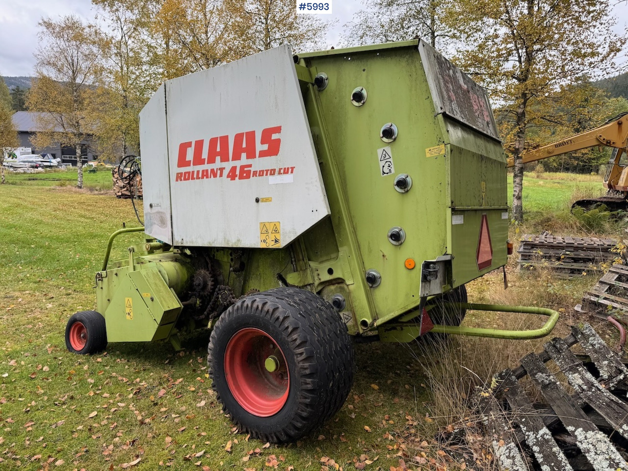 ماكينات نشر التبن 1999 Claas Rollant 46 Rotocut and a dividing baler.: صورة 8
