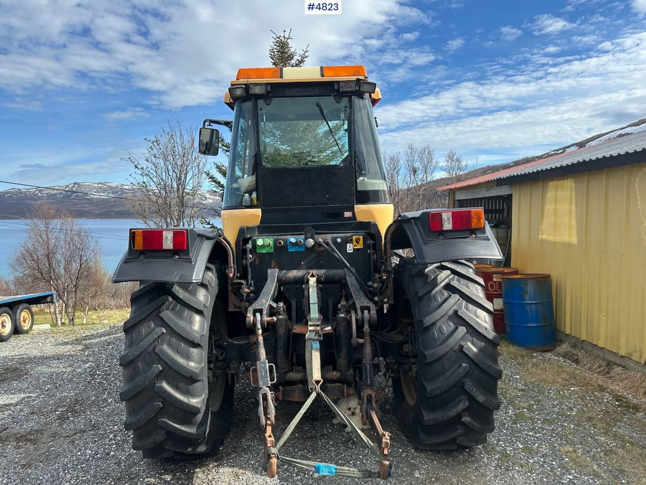2000 JCB Fastrac 4x4 tractor w/ loader, 2 new tires, gravel bucket or snow bucket. WATCH VIDEO. - جرار: صورة 4 2000 JCB Fastrac 4x4 tractor w/ loader, 2 new tires, gravel bucket or snow bucket. WATCH VIDEO. - جرار: صورة 4