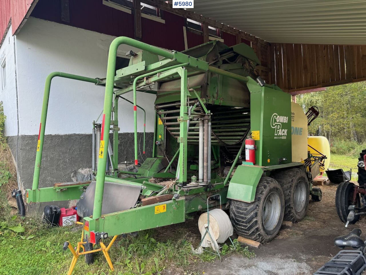 2001 Krone Combipack 1500 - ماكينات نشر التبن: صورة 5 2001 Krone Combipack 1500 - ماكينات نشر التبن: صورة 5