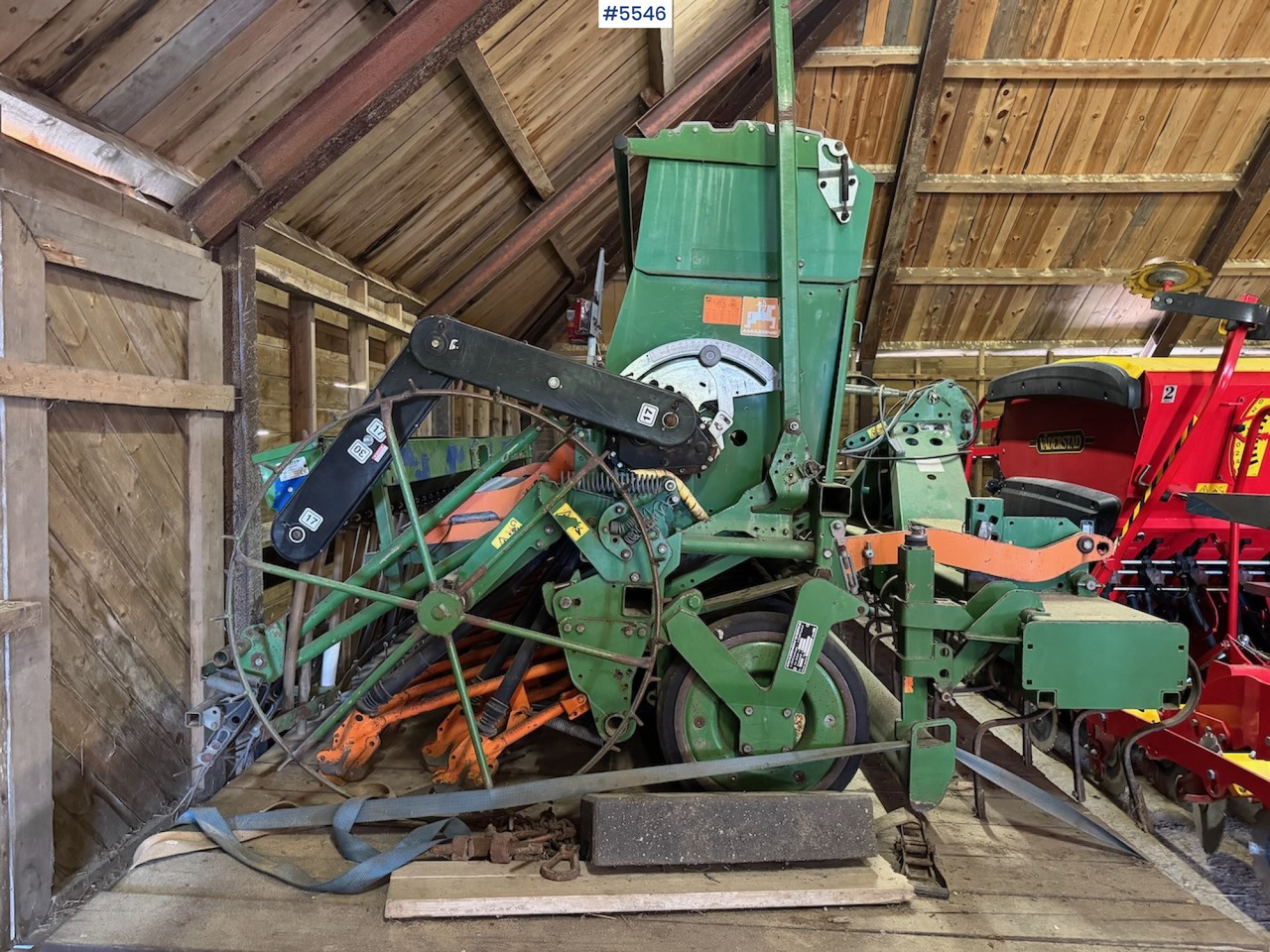 2002 Amazone VE 401 seed drill. - آلة البذر: صورة 2 2002 Amazone VE 401 seed drill. - آلة البذر: صورة 2